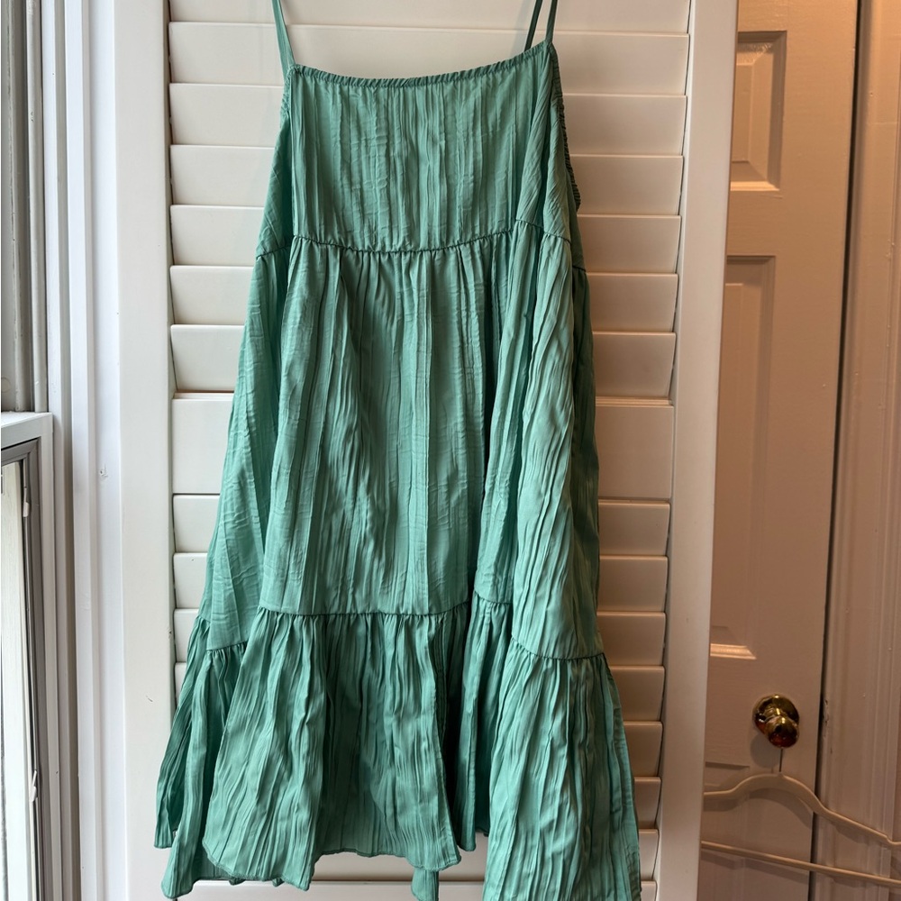 Pleated sleeveless mini dress